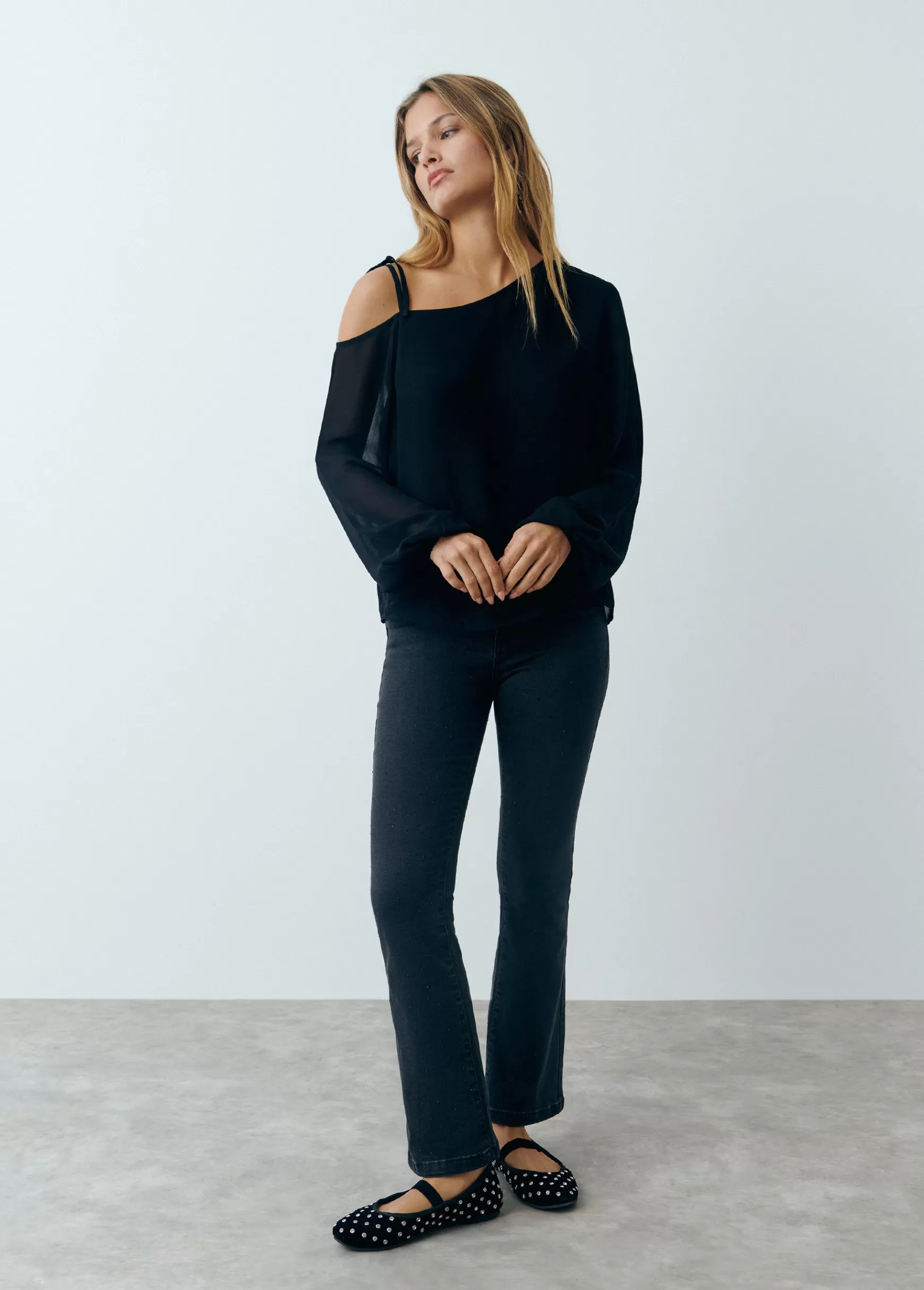 Brownie Blusa assimétrica manga comprida- Blusas E Camisas