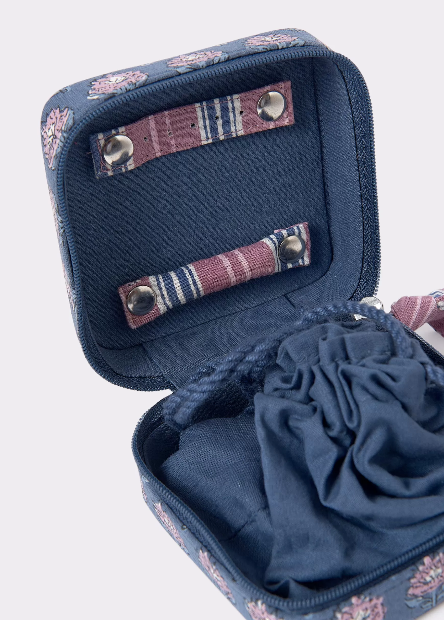 Brownie Joalheiro quadrado estampado- Acessórios De Viagem