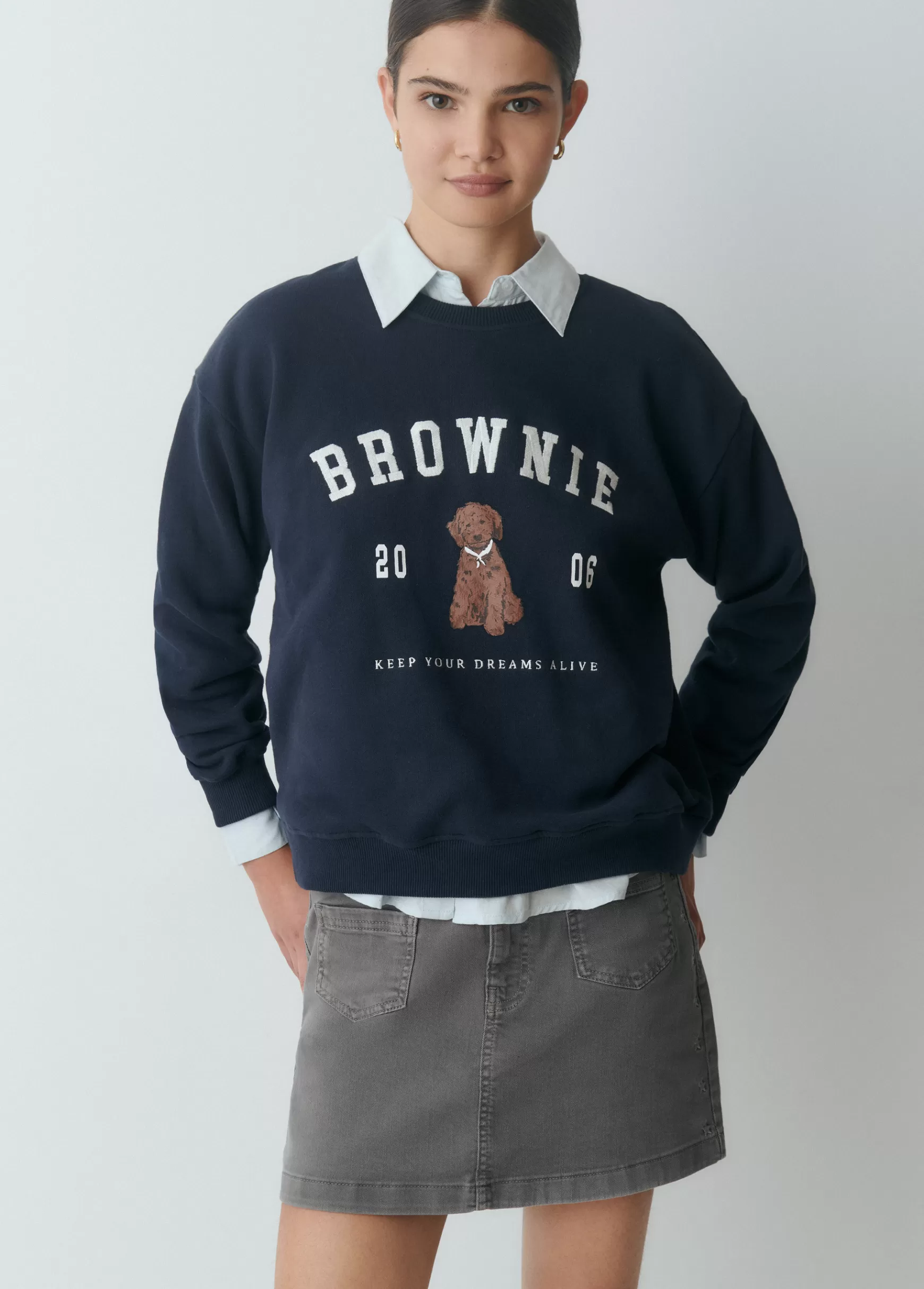 Brownie Sweatshirt cachorrinho bordada- Sweatshirts