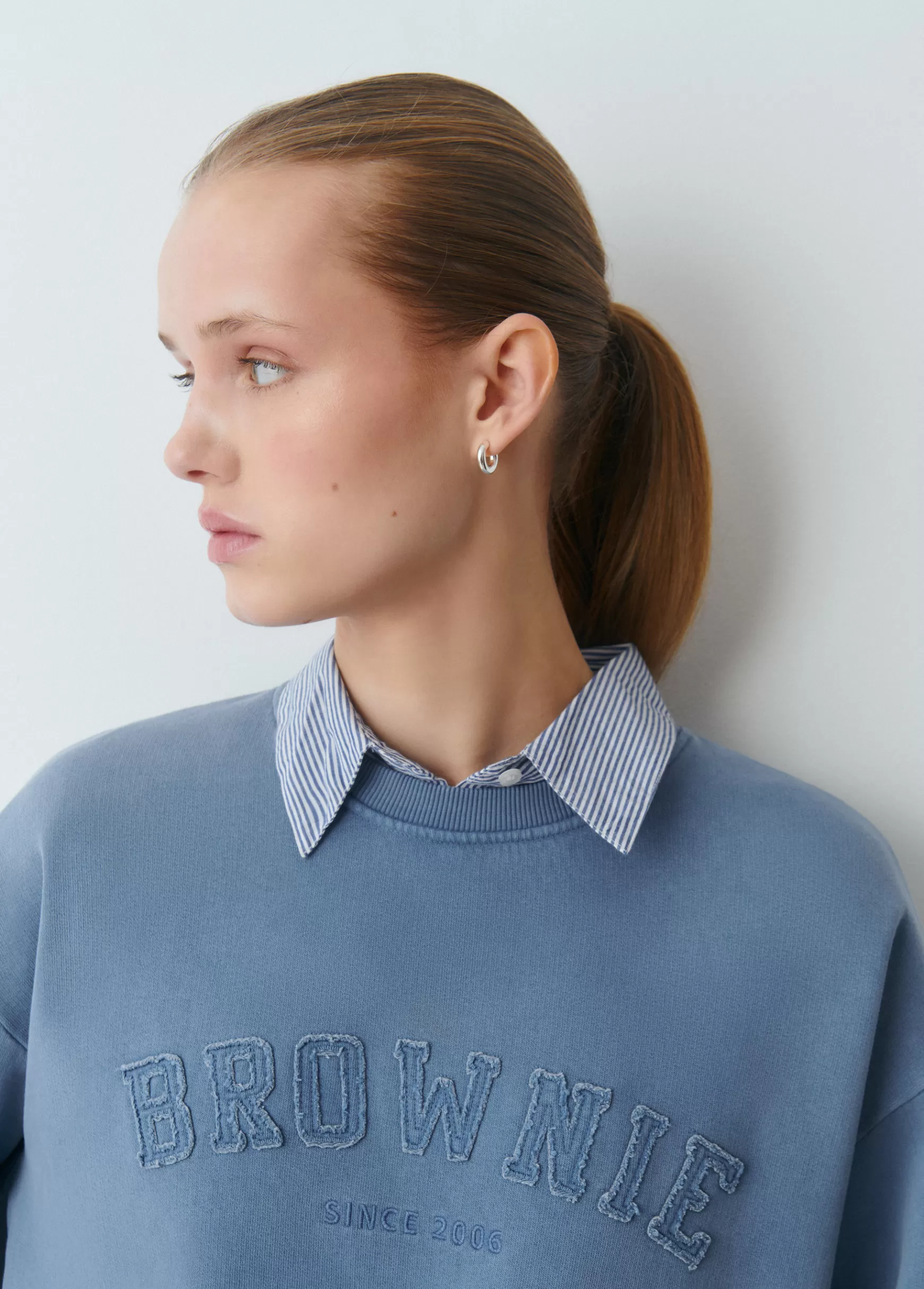 Brownie Sweatshirt texto desfiada- Sweatshirts