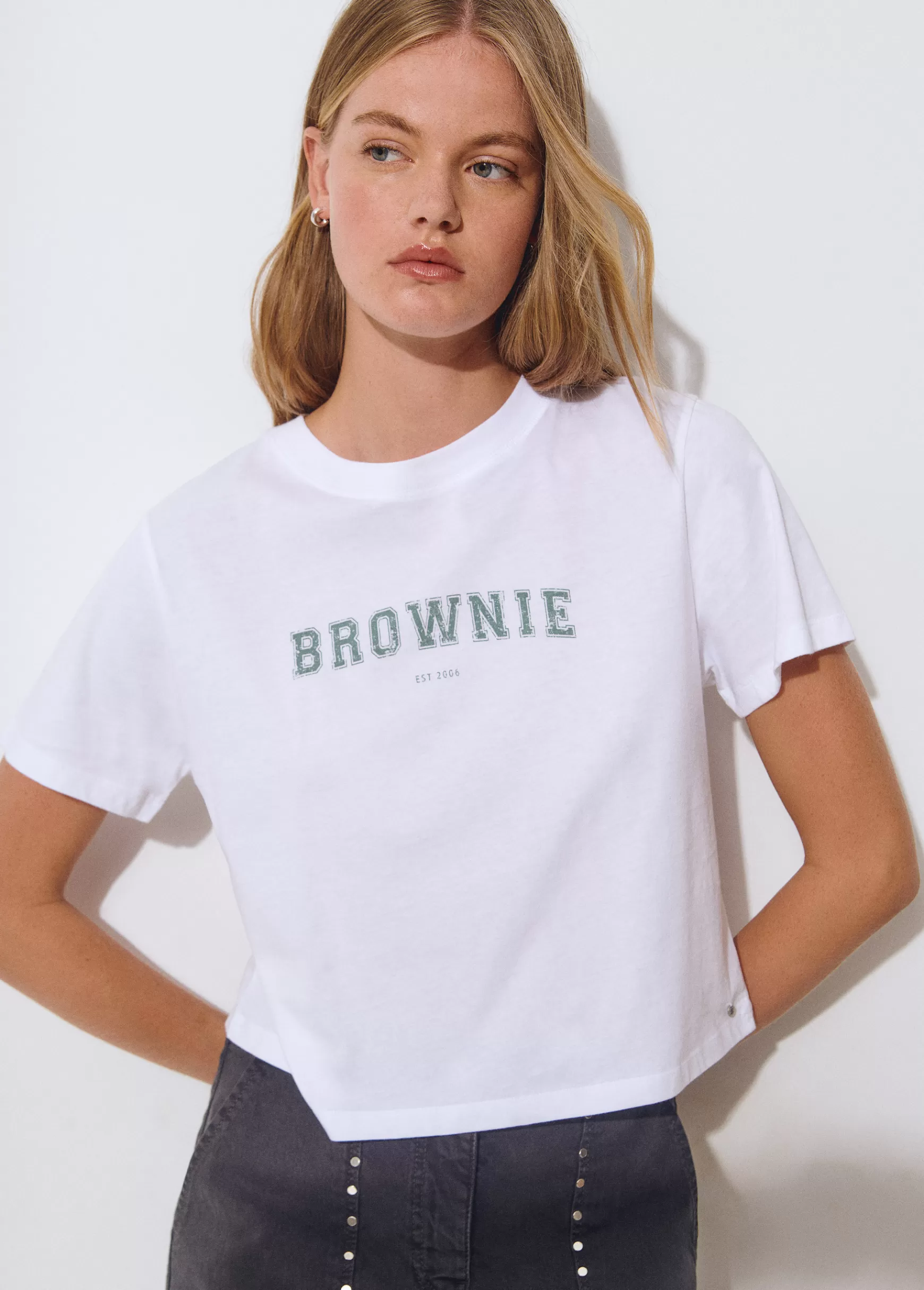 Brownie T-shirt print posicional texto- T-shirts E Tops Alças